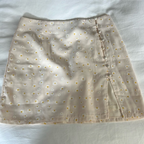 PRINCESS POLLY FERNIE FLORAL SKIRT - Picture 3 of 6